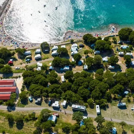 Camping Panorma Zone A 42 *